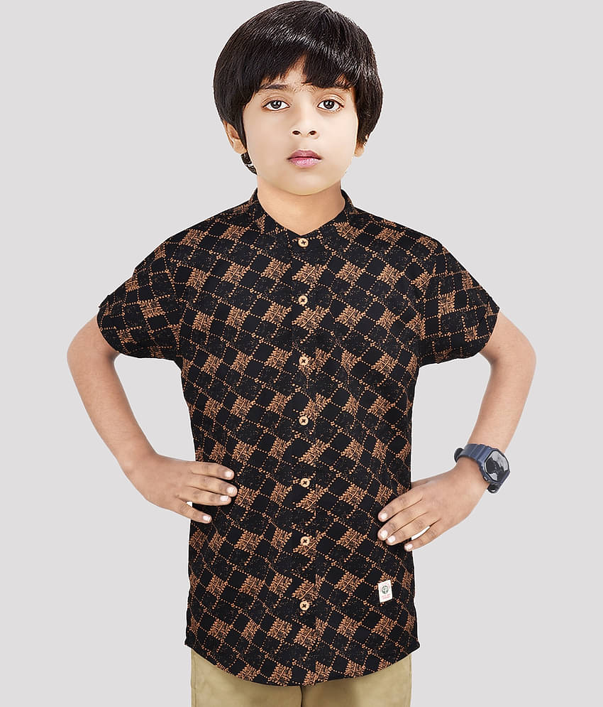 Made In The Shade Pack of 1 Boys 100% Cotton Shirt ( Black )