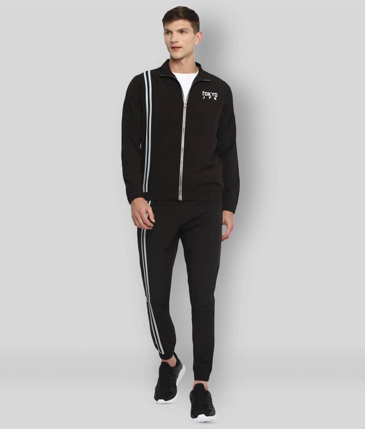     			YUUKI - Black Polyester Regular Fit Striped Men's Sports Tracksuit ( Pack of 1 )