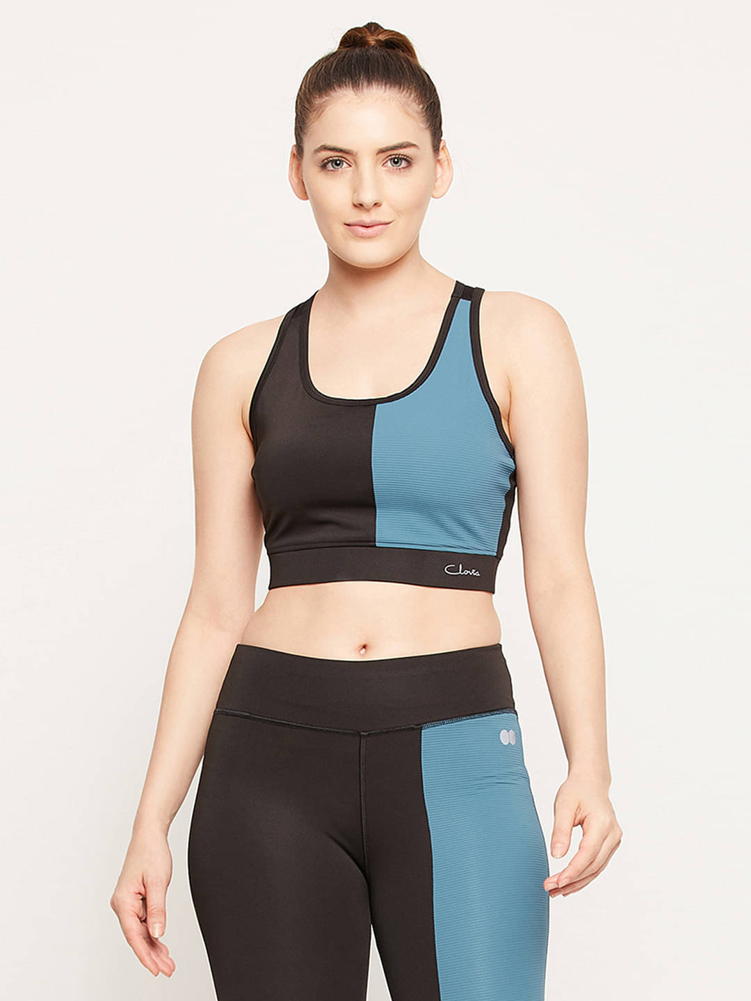 Clovia - Black Polyester Lightly Padded Women's Sports Bra ( Pack of 1 ) Clovia - Black Polyester Lightly Padded Women's Sports Bra ( Pack of 1 )