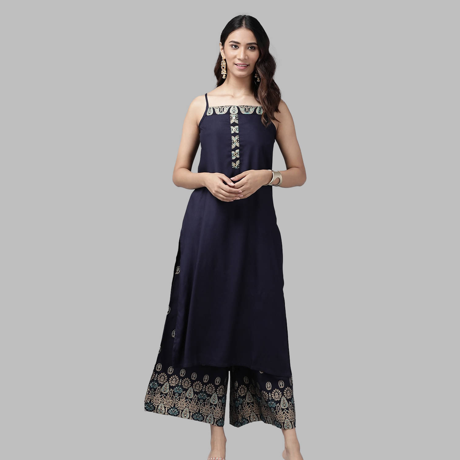 Yash Gallery - Blue Rayon Women's Straight Kurti ( Pack of 1 ) Yash Gallery - Blue Rayon Women's Straight Kurti ( Pack of 1 )