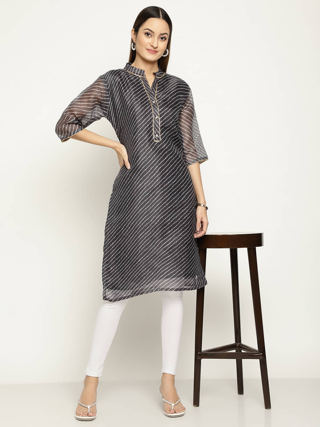 Queenley - Grey Silk Women's Straight Kurti ( Pack of 1 ) Queenley - Grey Silk Women's Straight Kurti ( Pack of 1 )