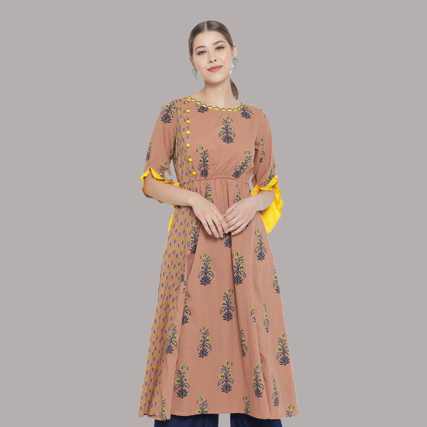     			Yash Gallery - Multicolor Cotton Women's Flared Kurti ( Pack of 1 )