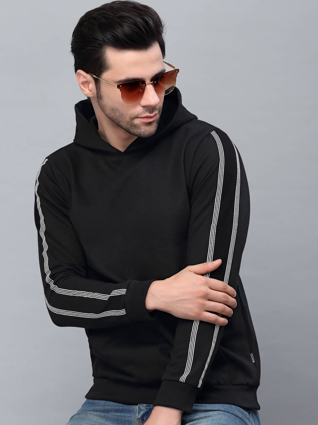 Rigo - Black Fleece Regular Fit Men's Sweatshirt ( Pack of 1 ) Rigo - Black Fleece Regular Fit Men's Sweatshirt ( Pack of 1 )