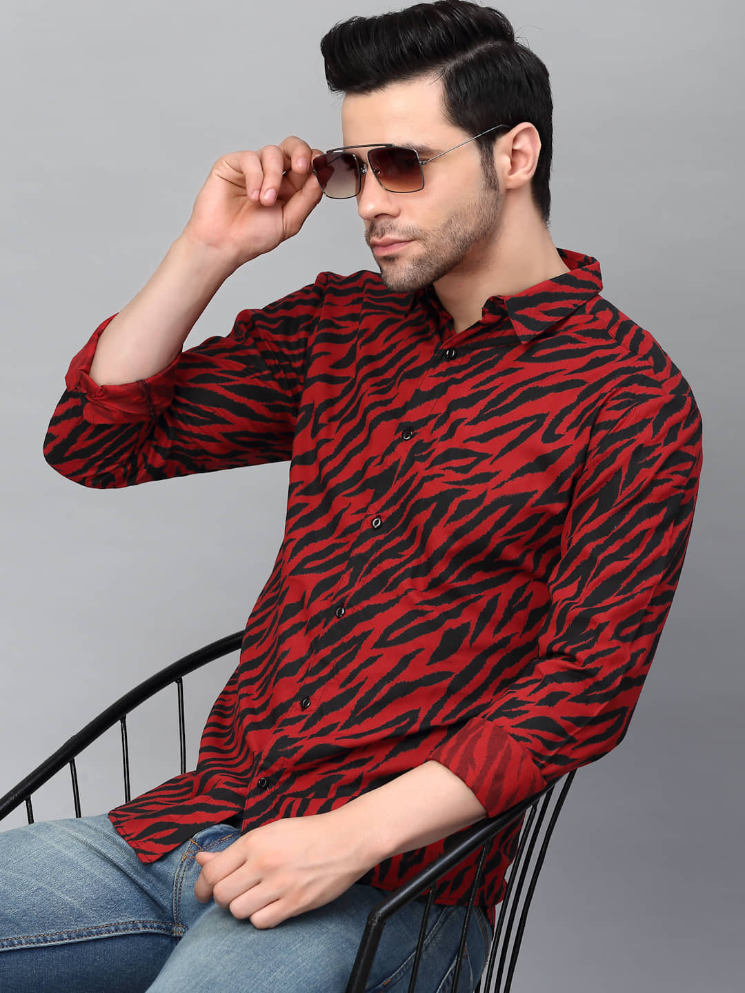 Rigo - Red Rayon Slim Fit Men's Casual Shirt ( Pack of 1 )