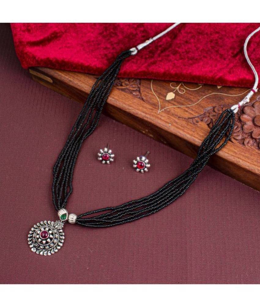 Sukkhi - Black Mangalsutra Set ( Pack of 1 ) Sukkhi - Black Mangalsutra Set ( Pack of 1 )