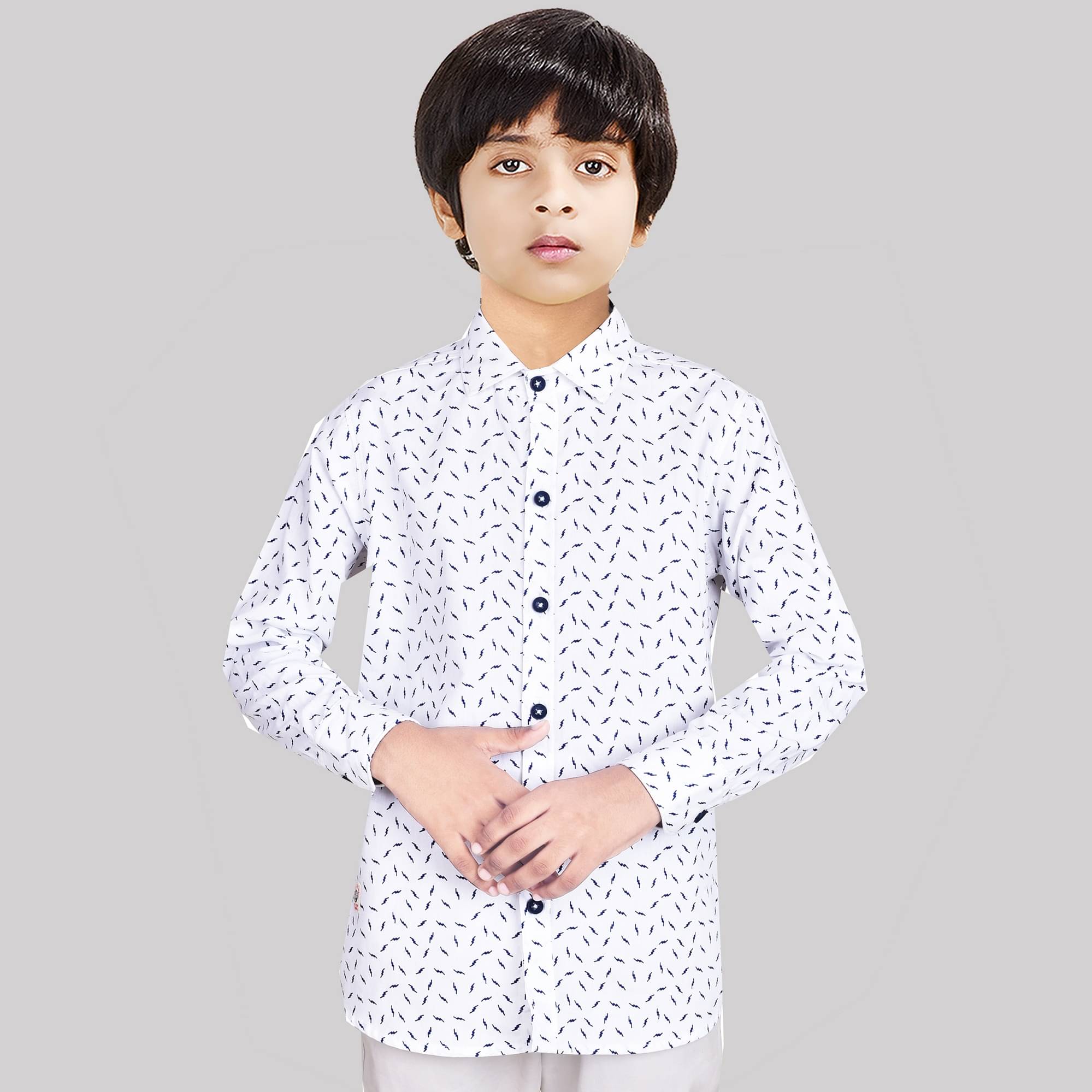     			Made In The Shade Pack of 1 Boys 100% Cotton Full Sleeves Shirt ( White )