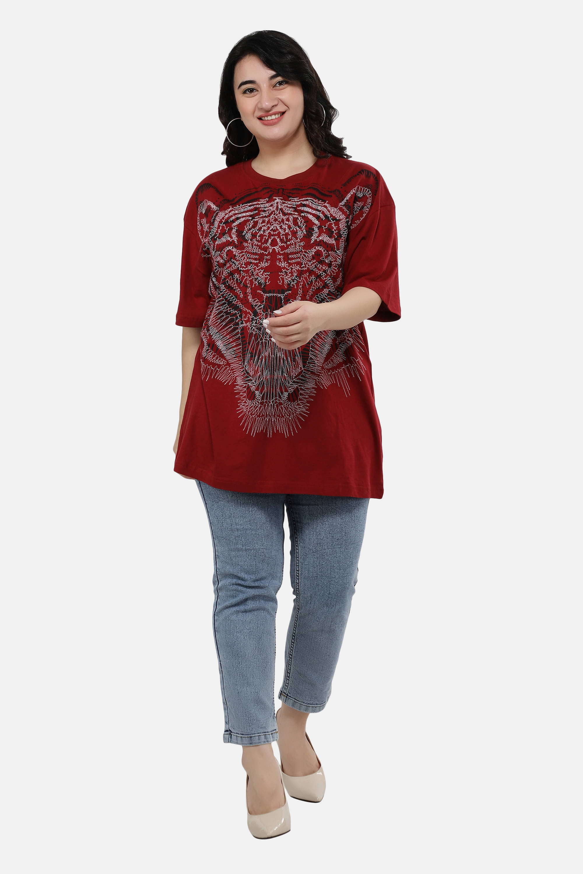     			NUEVOSDAMAS Women Cotton Embroidered Regular Fit Round Neck T-Shirt ( Maroon )