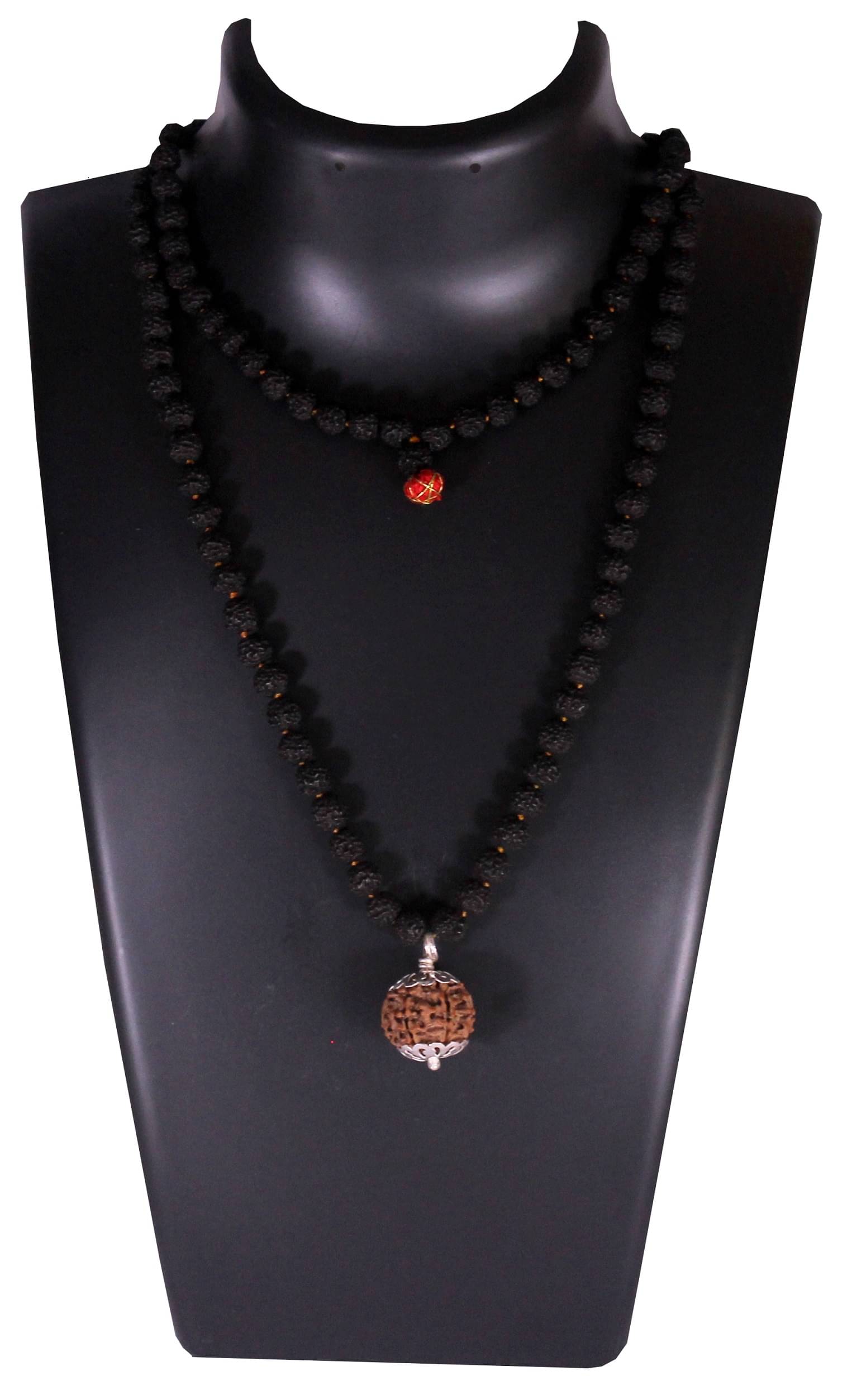     			NIVARAN - 4 Mukhi Rudraksha Pendant With Chain ( Pack of 1 )