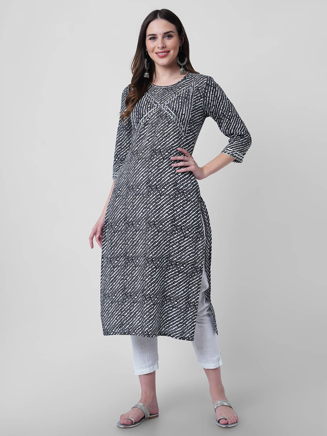     			GOD BLESS - Black Rayon Women's Straight Kurti ( Pack of 1 )