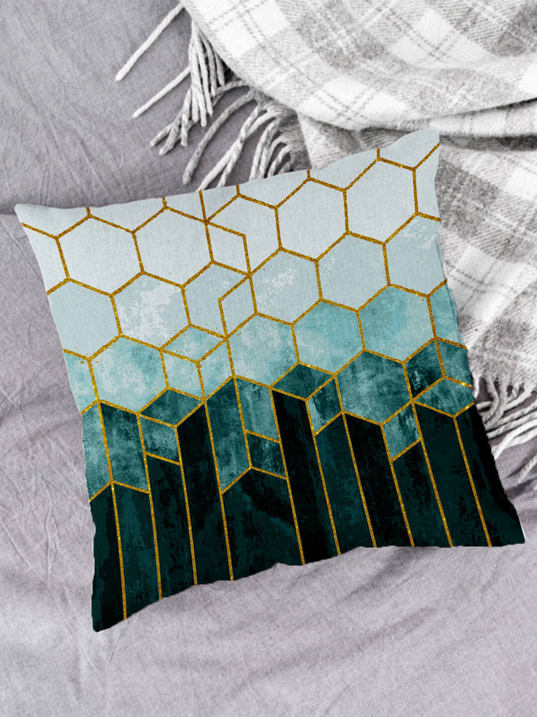 Houzzcode - Water Repellent Green Polyester Pillow Covers 40x40x3 ( Pack of 1 ) Houzzcode - Water Repellent Green Polyester Pillow Covers 40x40x3 ( Pack of 1 )