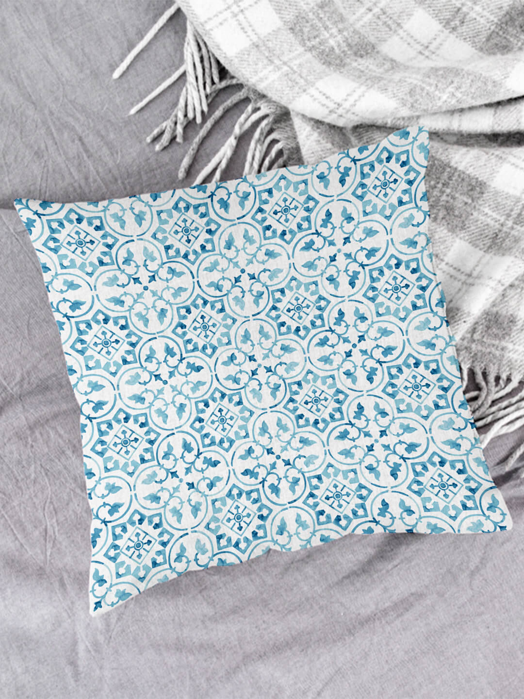     			Houzzcode - Water Repellent Sky Blue Polyester Pillow Covers 40x40x3 ( Pack of 1 )