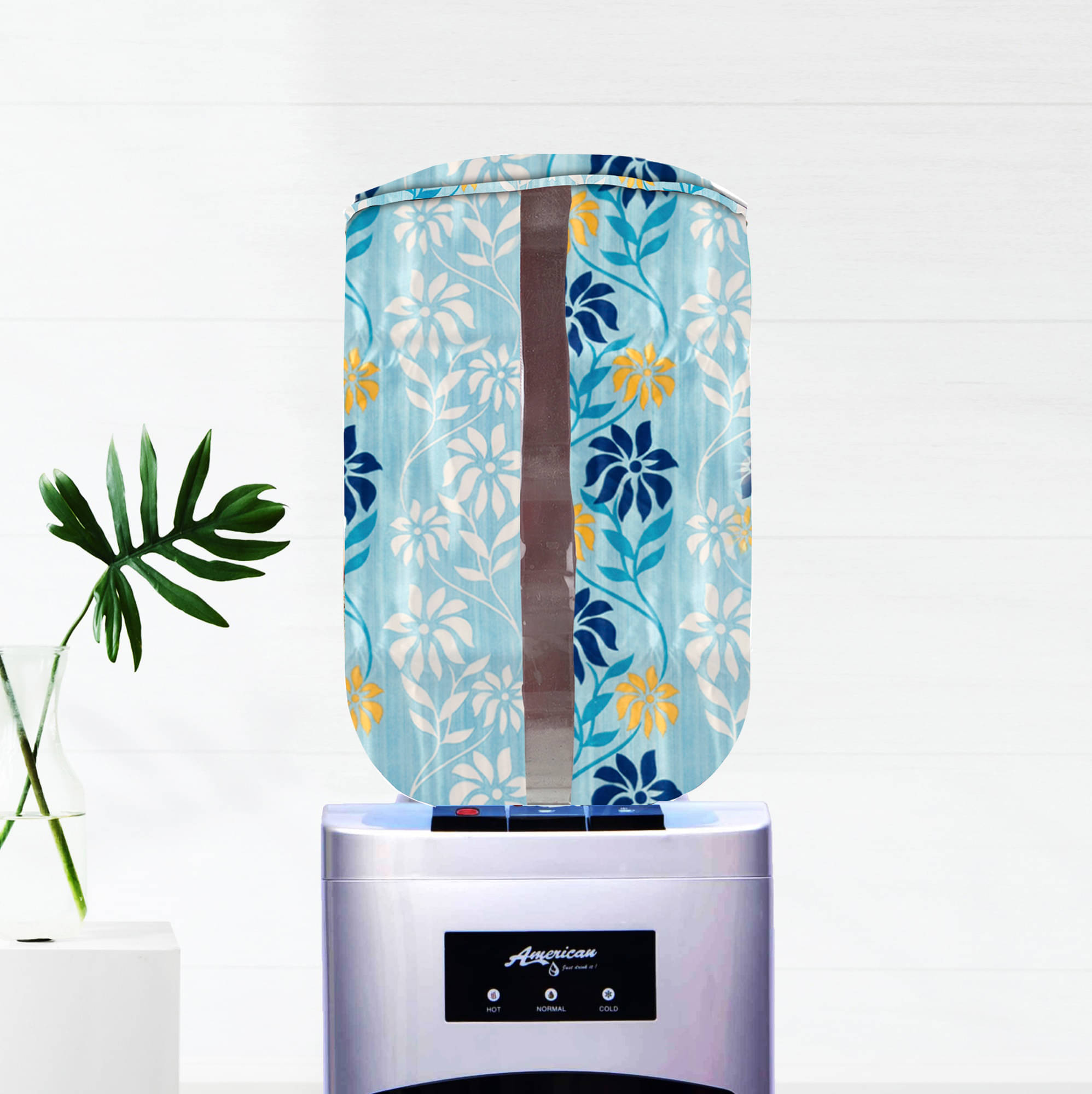     			E-Retailer Single Polyester Blue Water Bottle Cover