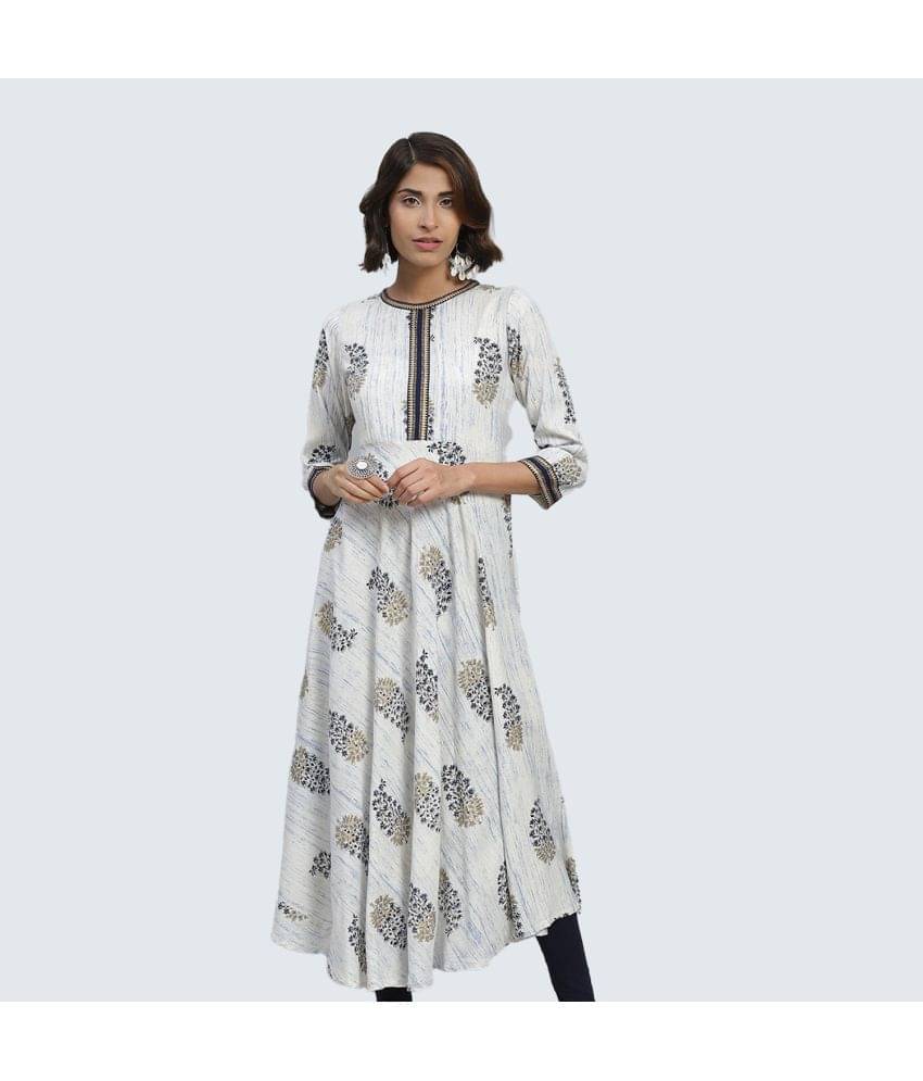 Yash Gallery - White Rayon Women's Asymmetrical Kurti ( Pack of 1 ) Yash Gallery - White Rayon Women's Asymmetrical Kurti ( Pack of 1 )