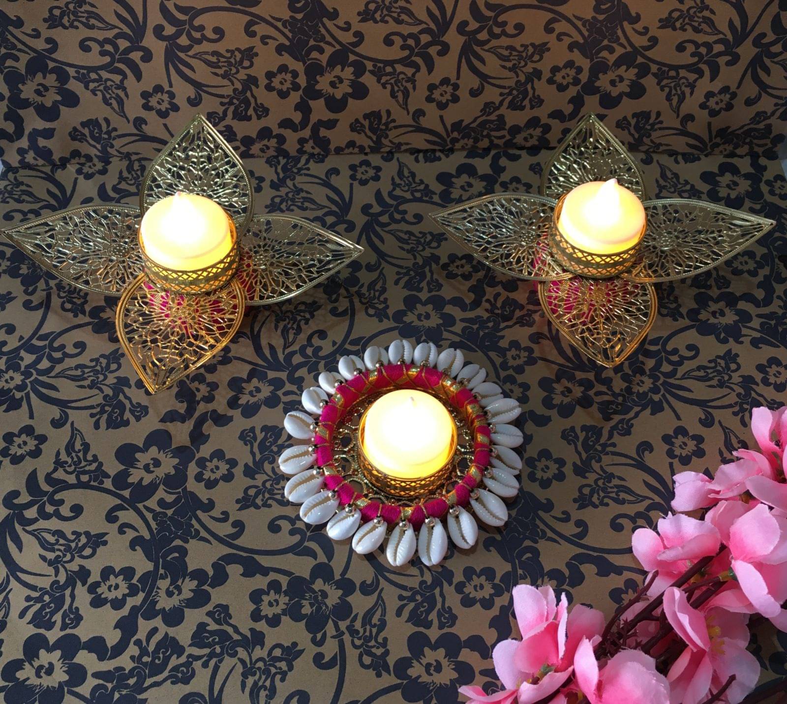     			THRIFTKART 3pc Combo  T-Light holder with LED Candle - Pack of 1