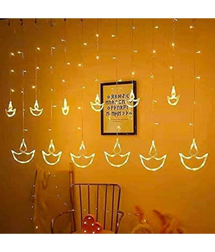     			MIRADH - Gold 3Mtr Curtain String Light ( Pack of 1 )