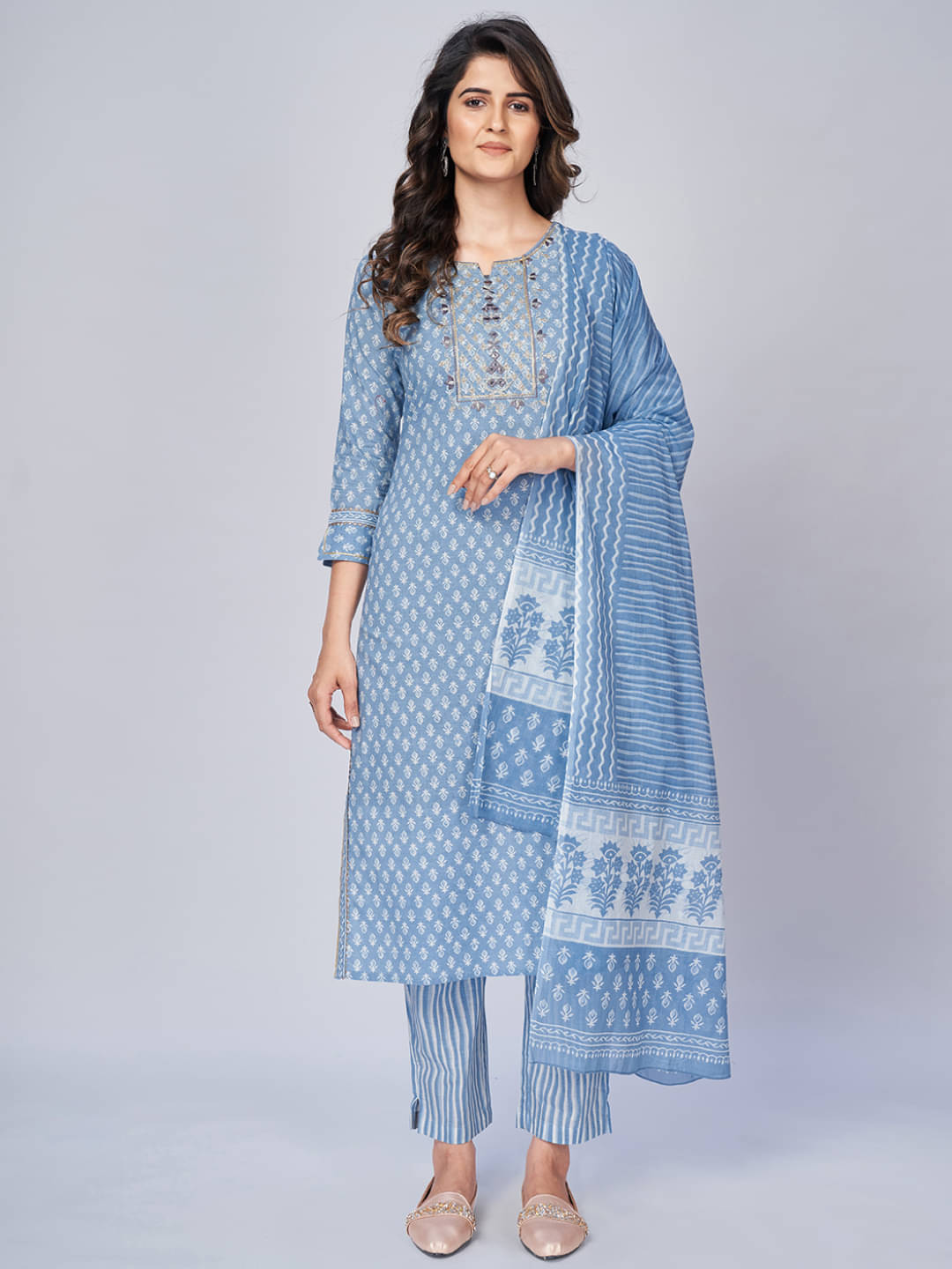     			Vbuyz - Blue Straight Cotton Women's Stitched Salwar Suit ( Pack of 1 )