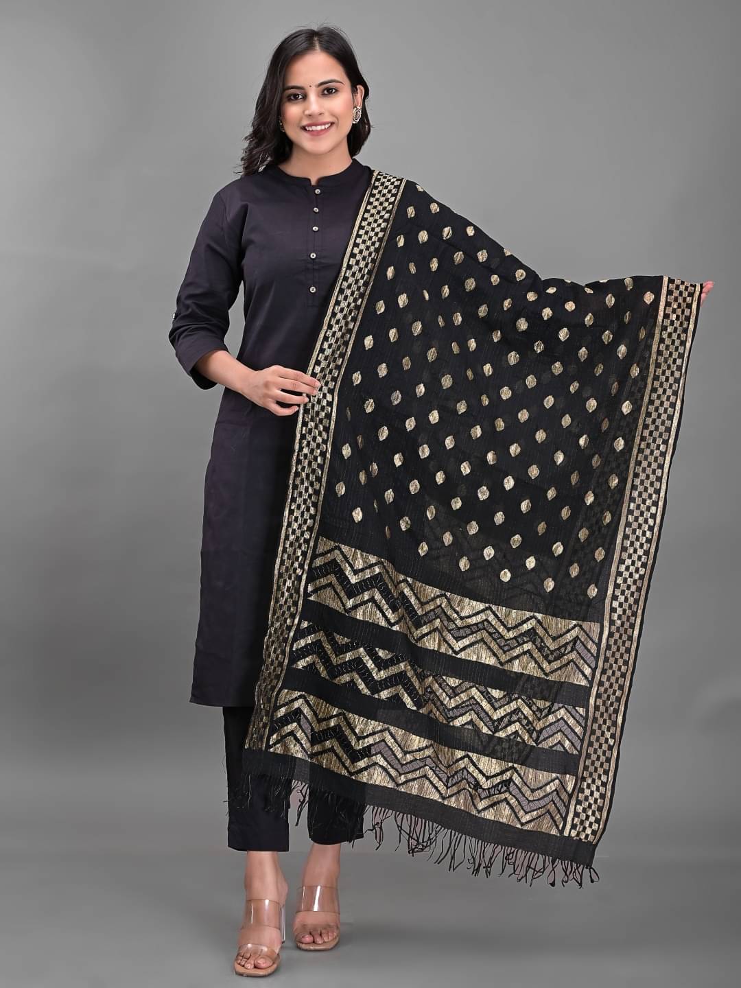     			Apratim - Black Silk Women's Dupatta - ( Pack of 1 )