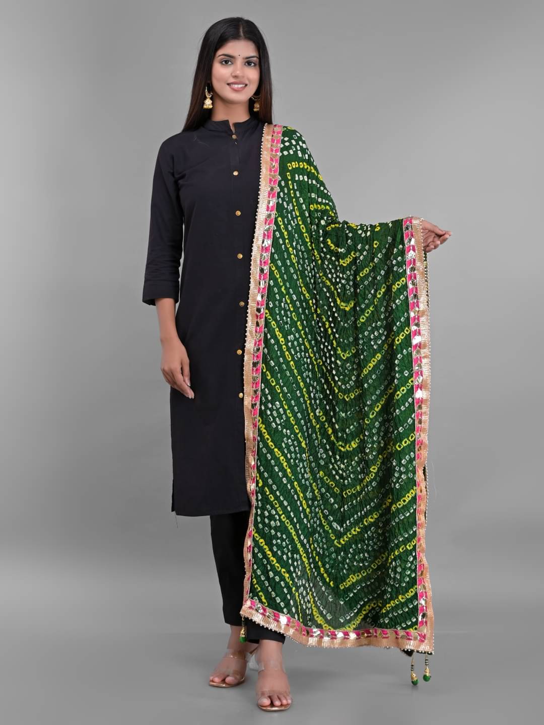     			Apratim - Green Silk Women's Dupatta - ( Pack of 1 )