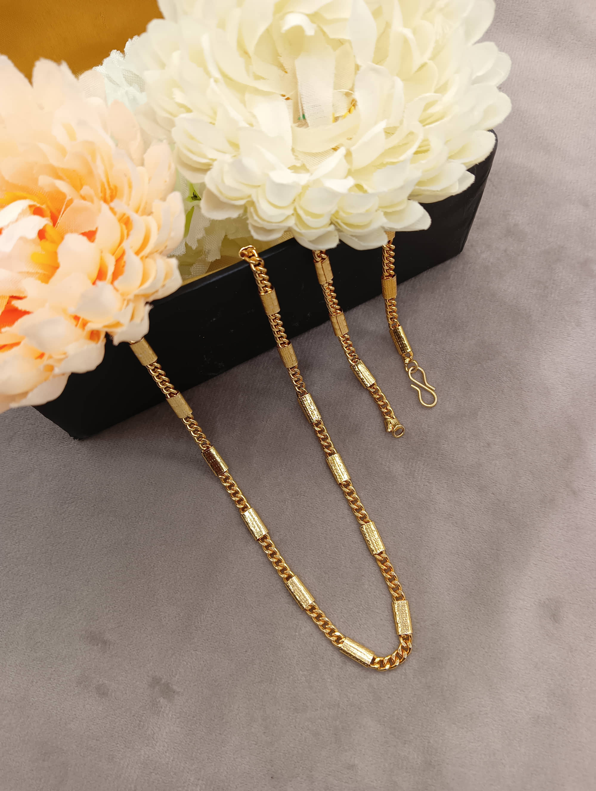 KRIMO Gold Plated Brass Chain ( Pack of 1 )