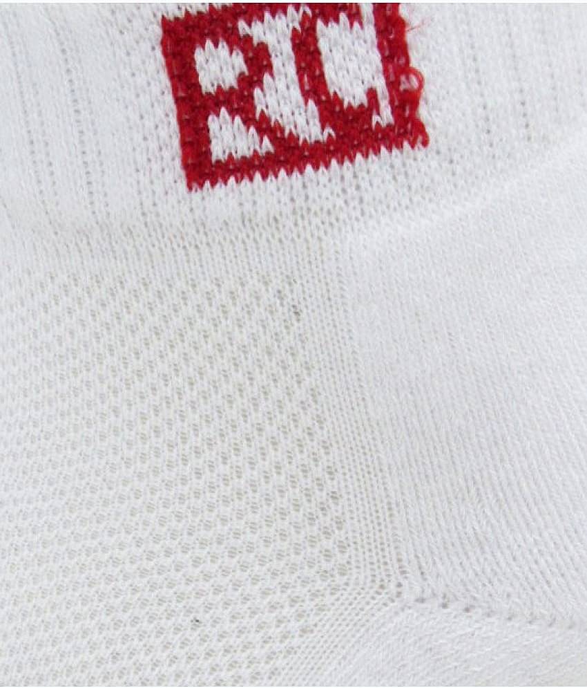 RC. ROYAL CLASS - Cotton Men's Self Design White Ankle Length Socks ( Pack of 3 )