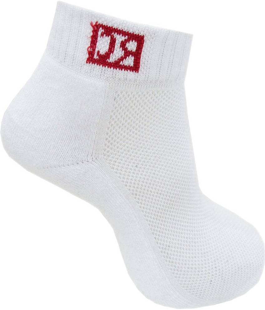 RC. ROYAL CLASS - Cotton Men's Self Design White Ankle Length Socks ( Pack of 3 )