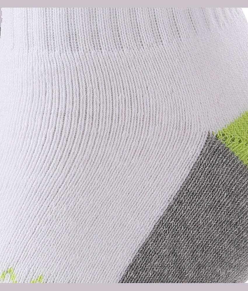 RC. ROYAL CLASS - Cotton Men's Colorblock White Ankle Length Socks ( Pack of 3 )