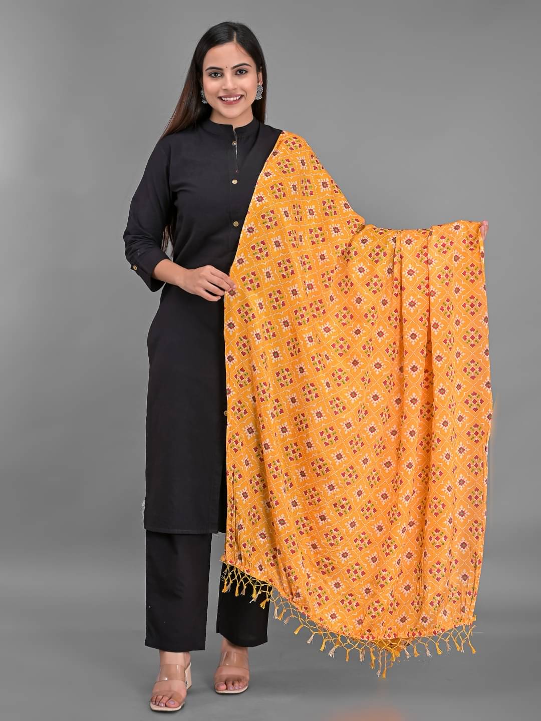     			Anjaneya Creations - Yellow Silk Women's Dupatta - ( Pack of 1 )
