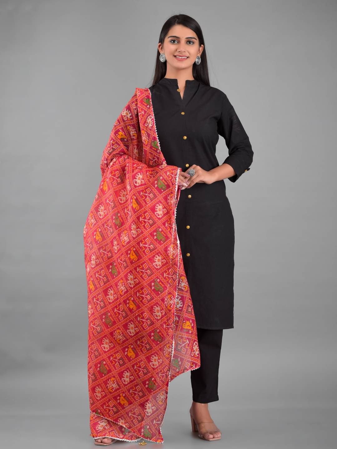 Apratim - Pink Cotton Women's Dupatta - ( Pack of 1 )     			Apratim - Pink Cotton Women's Dupatta - ( Pack of 1 )