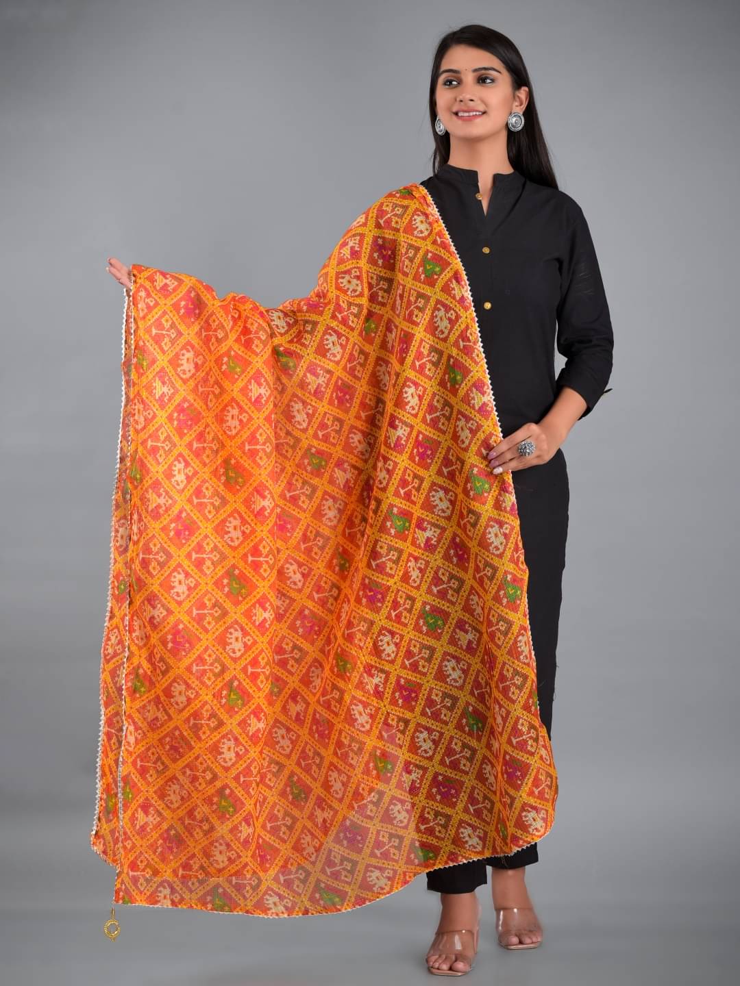 Apratim - Yellow Cotton Women's Dupatta - ( Pack of 1 ) Apratim - Yellow Cotton Women's Dupatta - ( Pack of 1 )