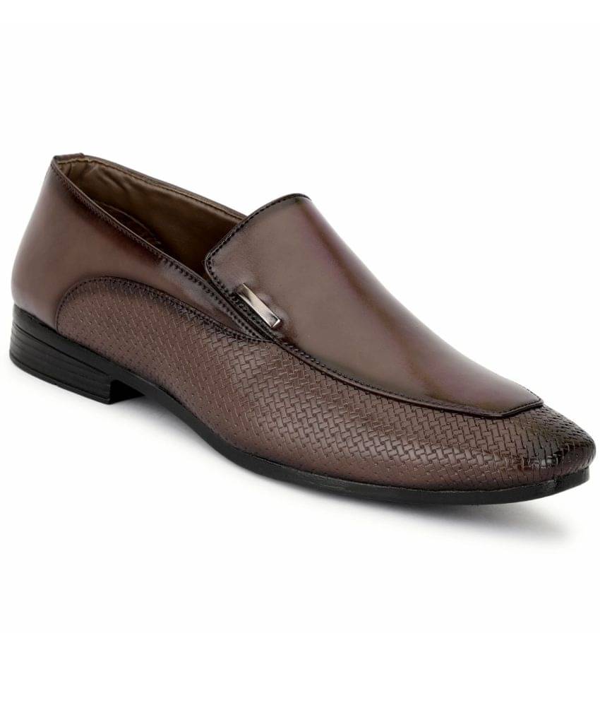     			MARKRANGE - Brown Men's Slip On Formal Shoes