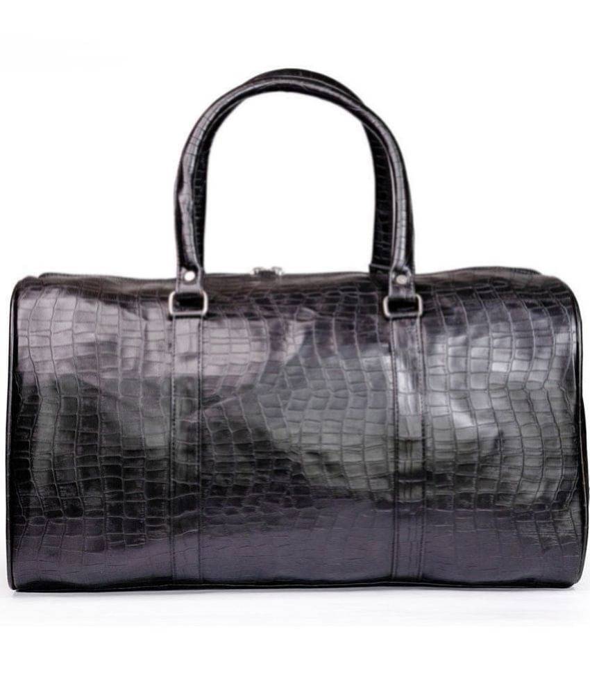     			Man Arden - Black Leather Duffle Bag