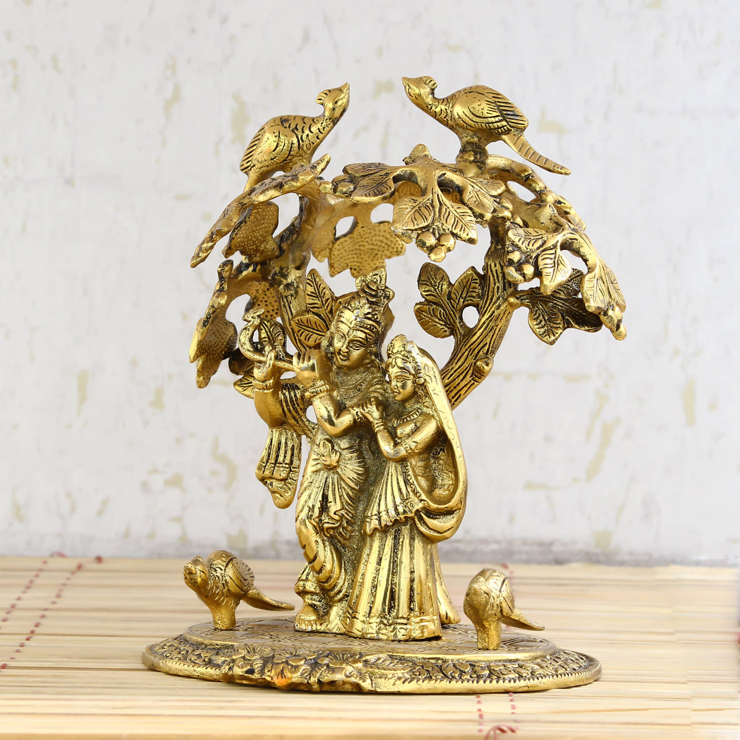 eCraftIndia Gold-Toned Handcrafted Radha Krishna Standing Under Tree Showpiece eCraftIndia Gold-Toned Handcrafted Radha Krishna Standing Under Tree Showpiece