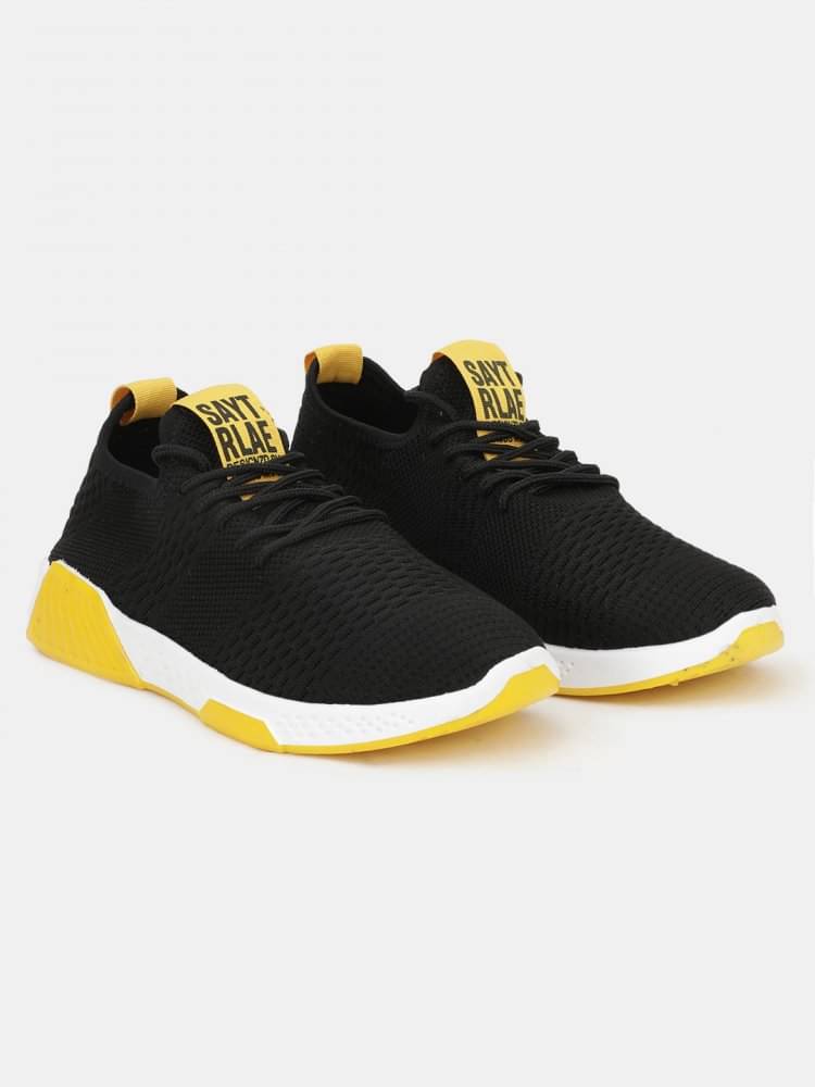     			RapidBox - Black Men's Sneakers
