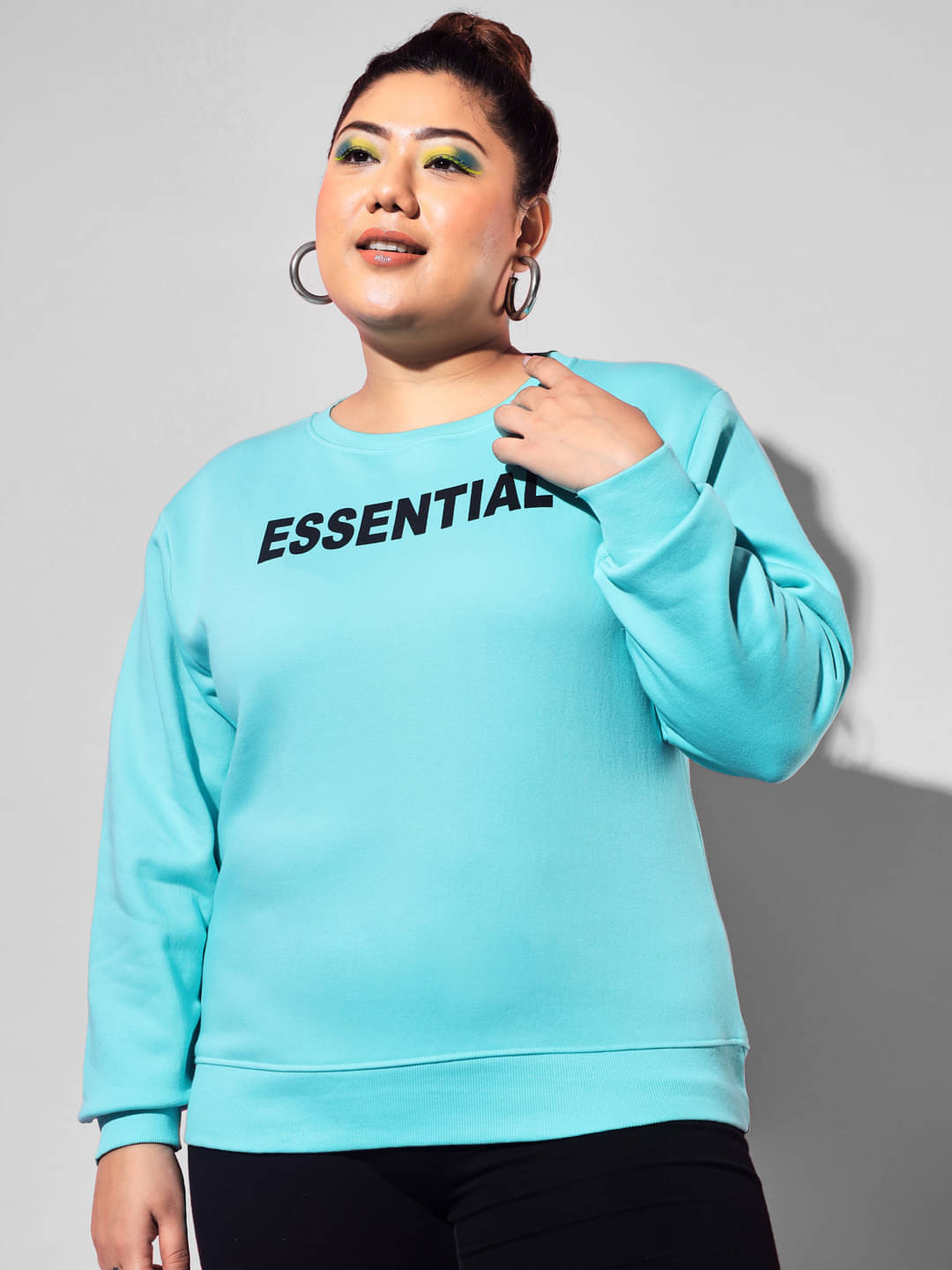     			BEYOUND SIZE - THE DRY STATE Fleece Blue Non Zippered Sweatshirt
