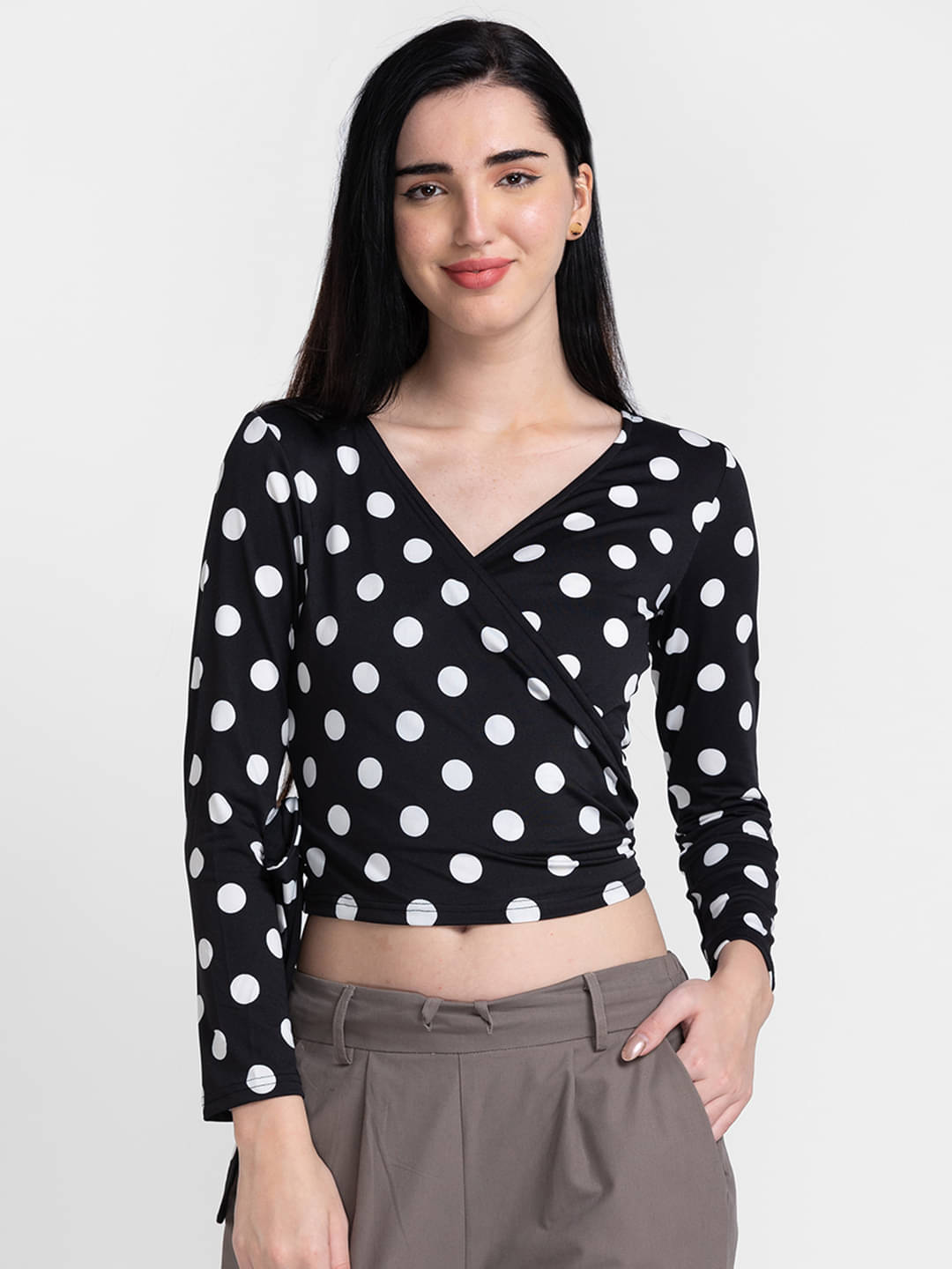     			Globus - Black Polyester Women's Crop Top ( Pack of 1 )