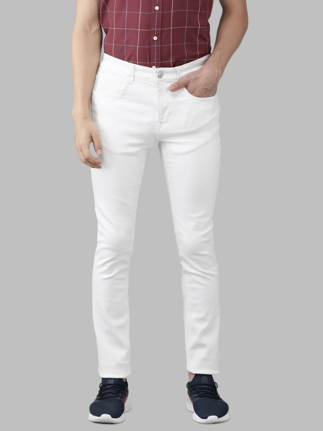 HALOGEN - White Denim Slim Fit Men's Jeans ( Pack of 1 )     			HALOGEN - White Denim Slim Fit Men's Jeans ( Pack of 1 )