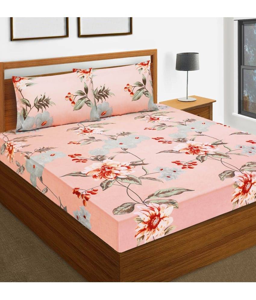     			Home Candy - Peach Microfiber Double Bedsheet with 2 Pillow Covers