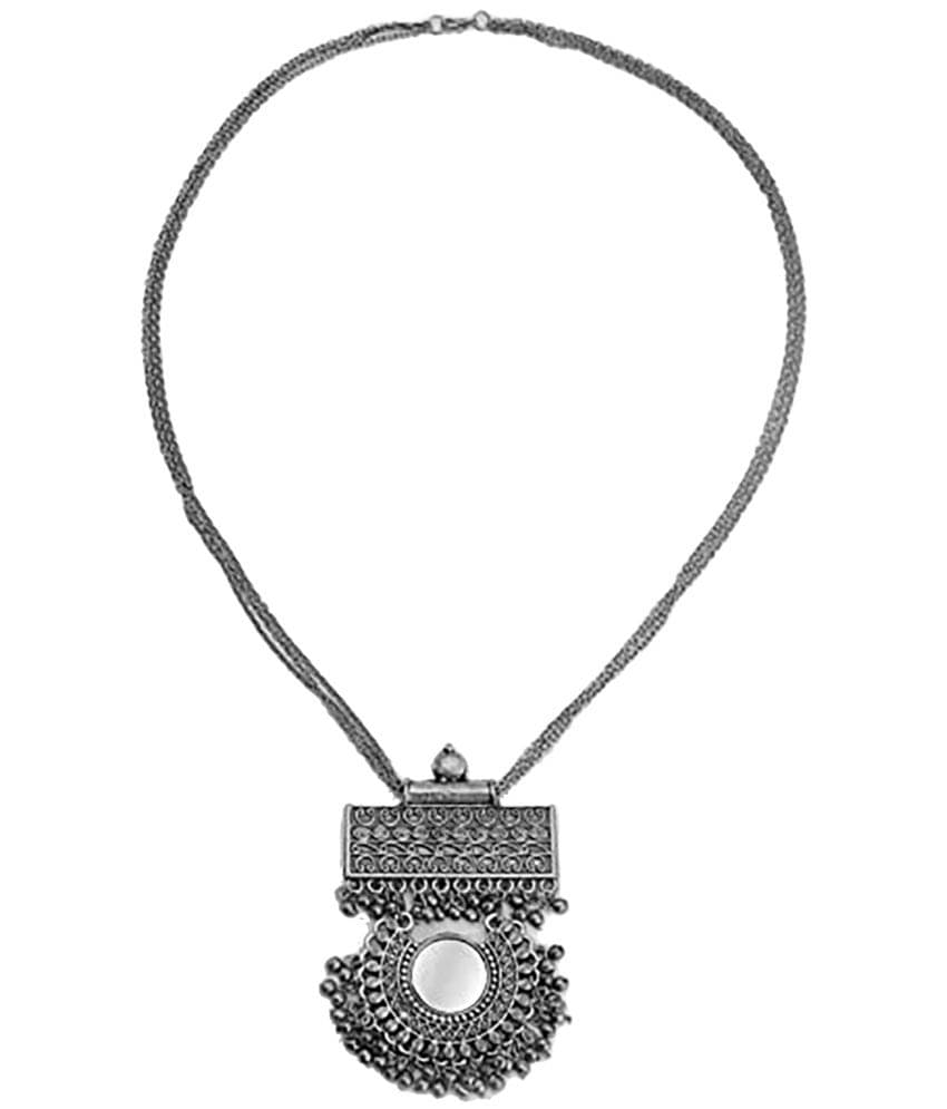     			Darshini Designs - Silver Alloy Necklace ( Pack of 1 )