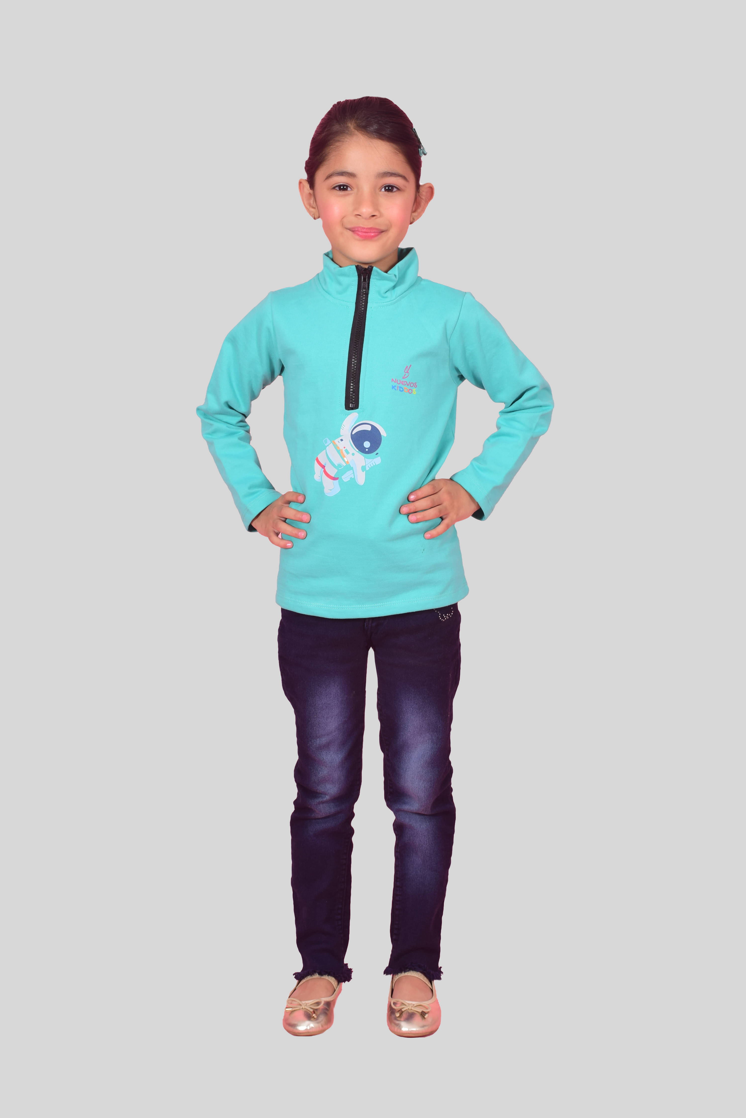     			NUEVOSKIDDOS Single Girls Fleece Sweatshirt ( Sky Blue )