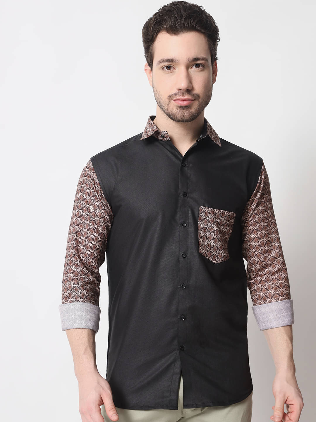     			VERTUSY - Black 100% Cotton Regular Fit Men's Casual Shirt ( Pack of 1 )