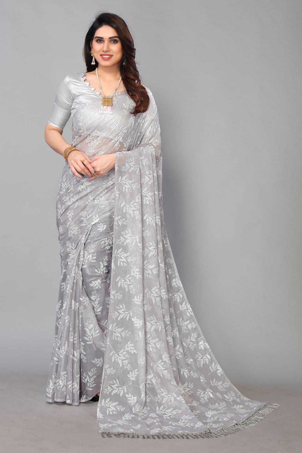     			FABMORA Chiffon Printed Saree With Unstitched Blouse Piece ( Grey )
