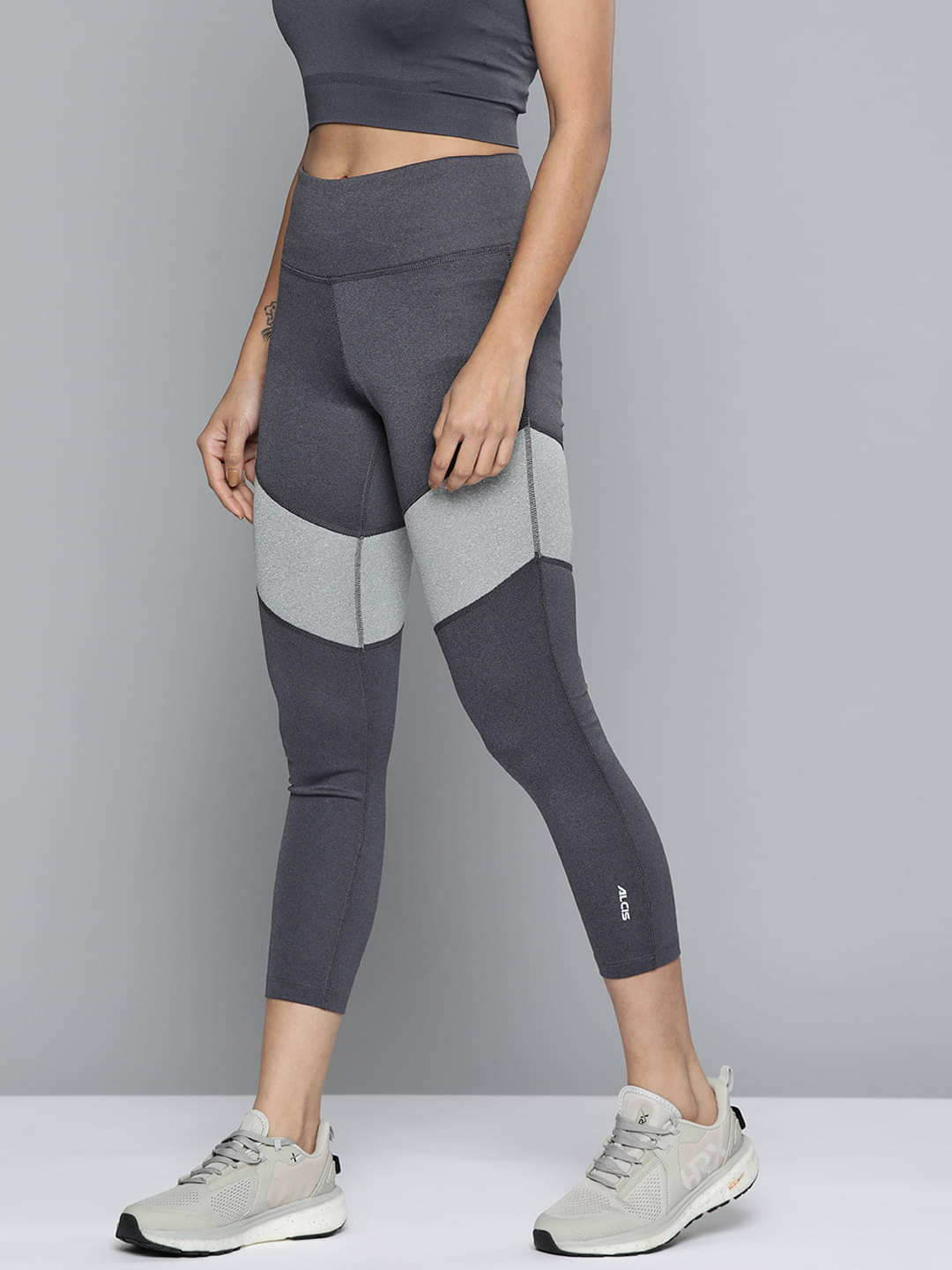     			Alcis Grey Polyester Solid Capri - Single