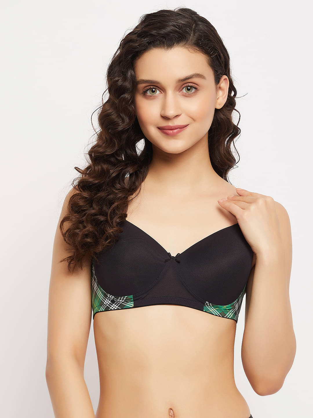 Clovia Nylon Lightly Padded Women's T-Shirt Bra ( Black ) Clovia Nylon Lightly Padded Women's T-Shirt Bra ( Black )