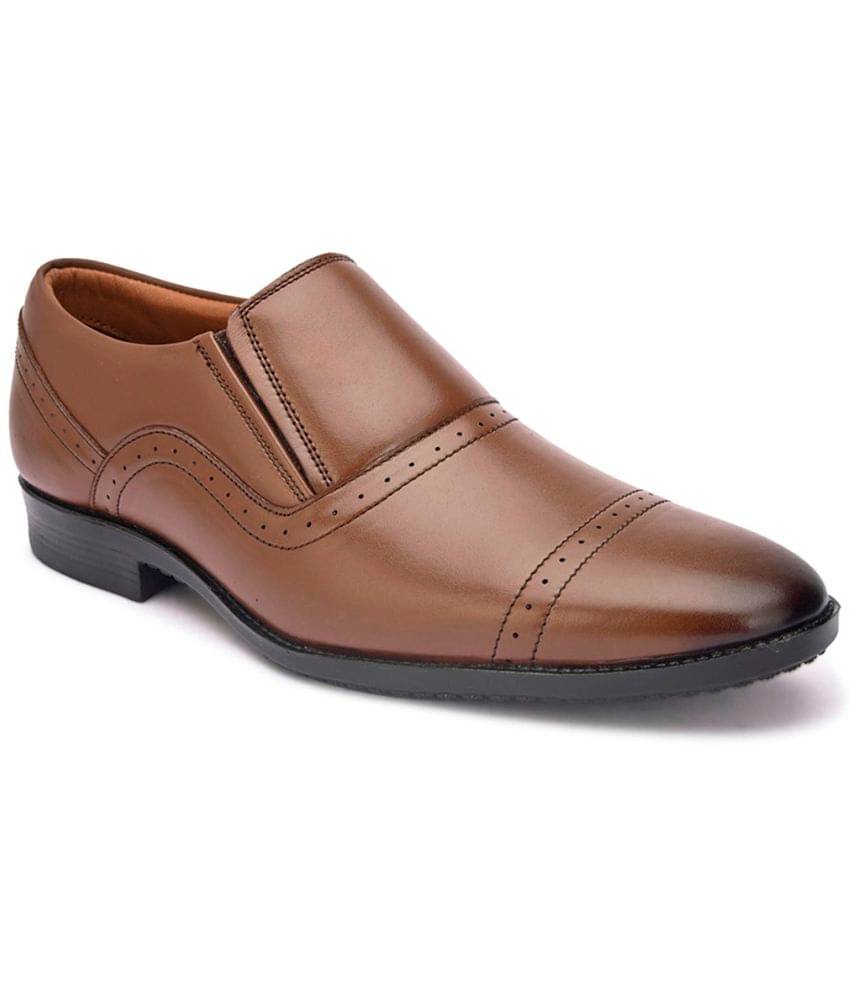     			Fashion Victim - Brown Men's Slip On Formal Shoes