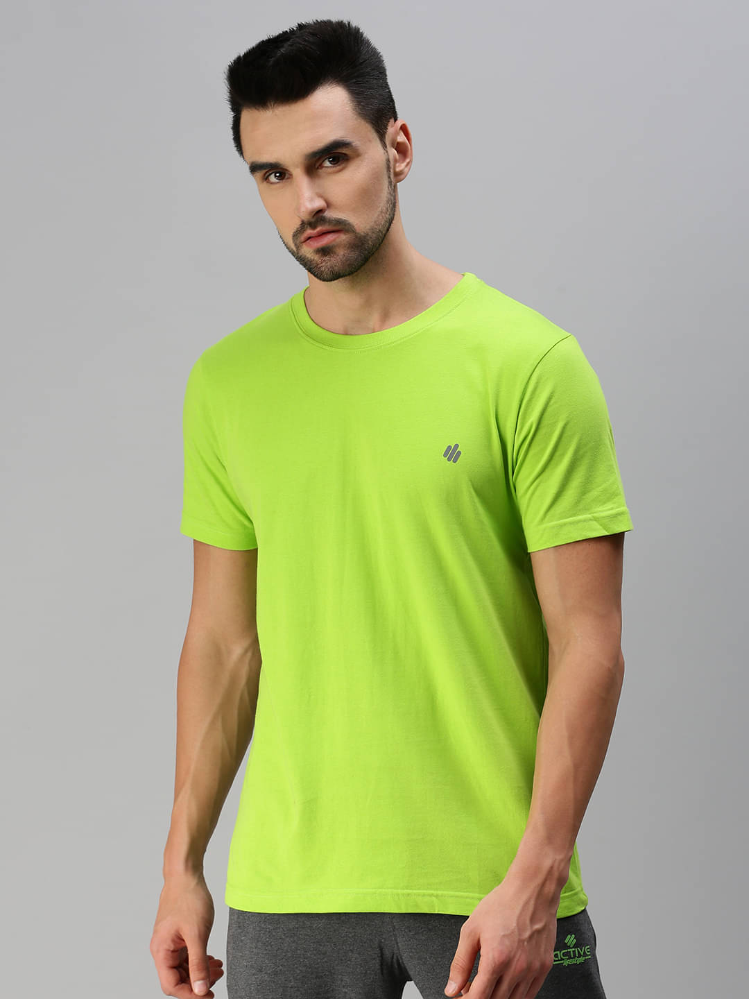 ONN Pack of 1 Cotton Blend Regular Fit Men's T-Shirt ( Green ) ONN Pack of 1 Cotton Blend Regular Fit Men's T-Shirt ( Green )
