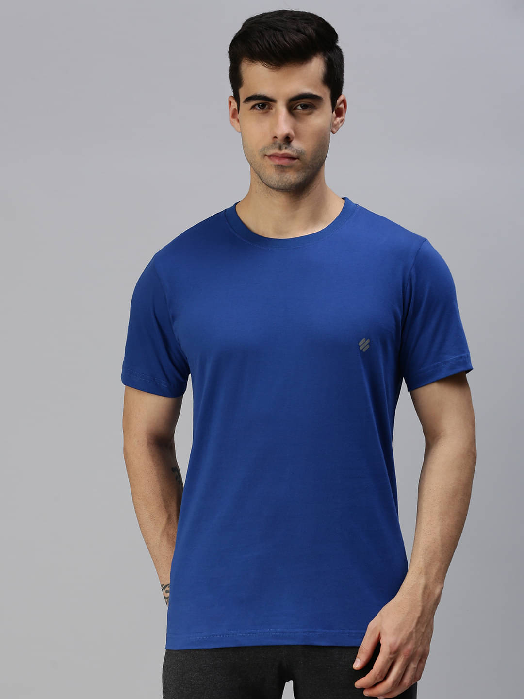 ONN Pack of 1 Cotton Blend Regular Fit Men's T-Shirt ( Navy Blue ) ONN Pack of 1 Cotton Blend Regular Fit Men's T-Shirt ( Navy Blue )