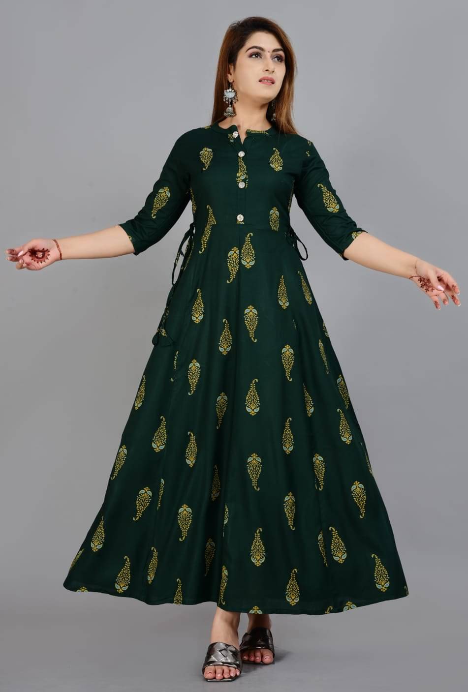 Smien - Green Rayon Women's Flared Kurti ( Pack of 1 ) Smien - Green Rayon Women's Flared Kurti ( Pack of 1 )