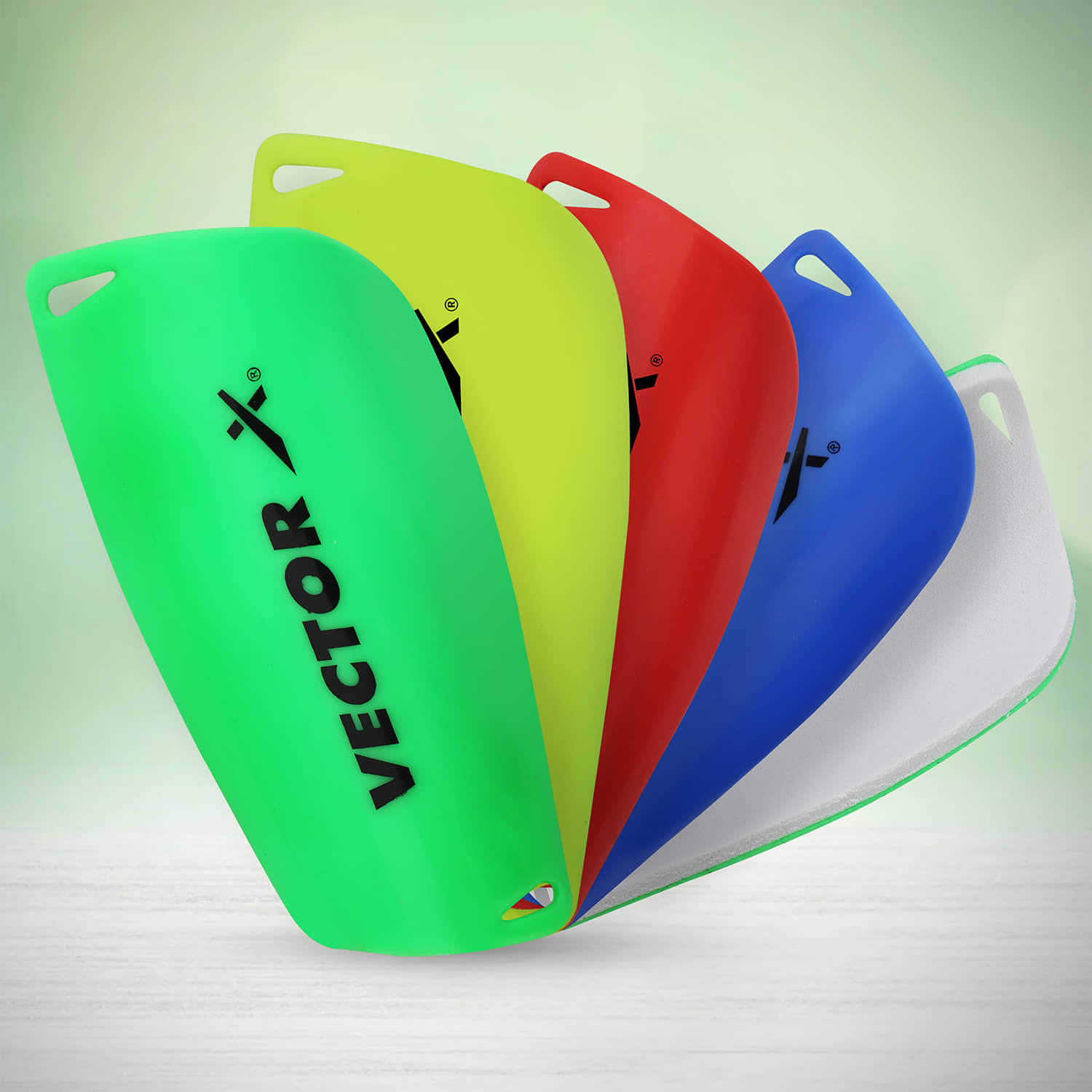 Vector X INVADER Football Shinguard M / 5'3 - 5'7 - Sports and Fitness Equipment | Buy online on ZillyBuy