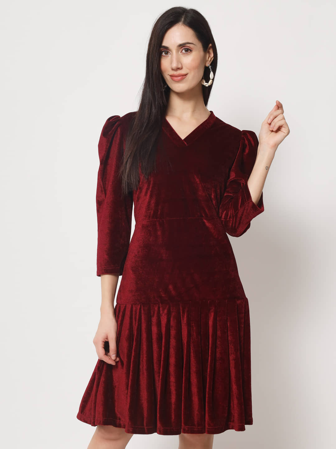 Rudrakriti Women Velvet Solid A-line Dress ( Maroon )