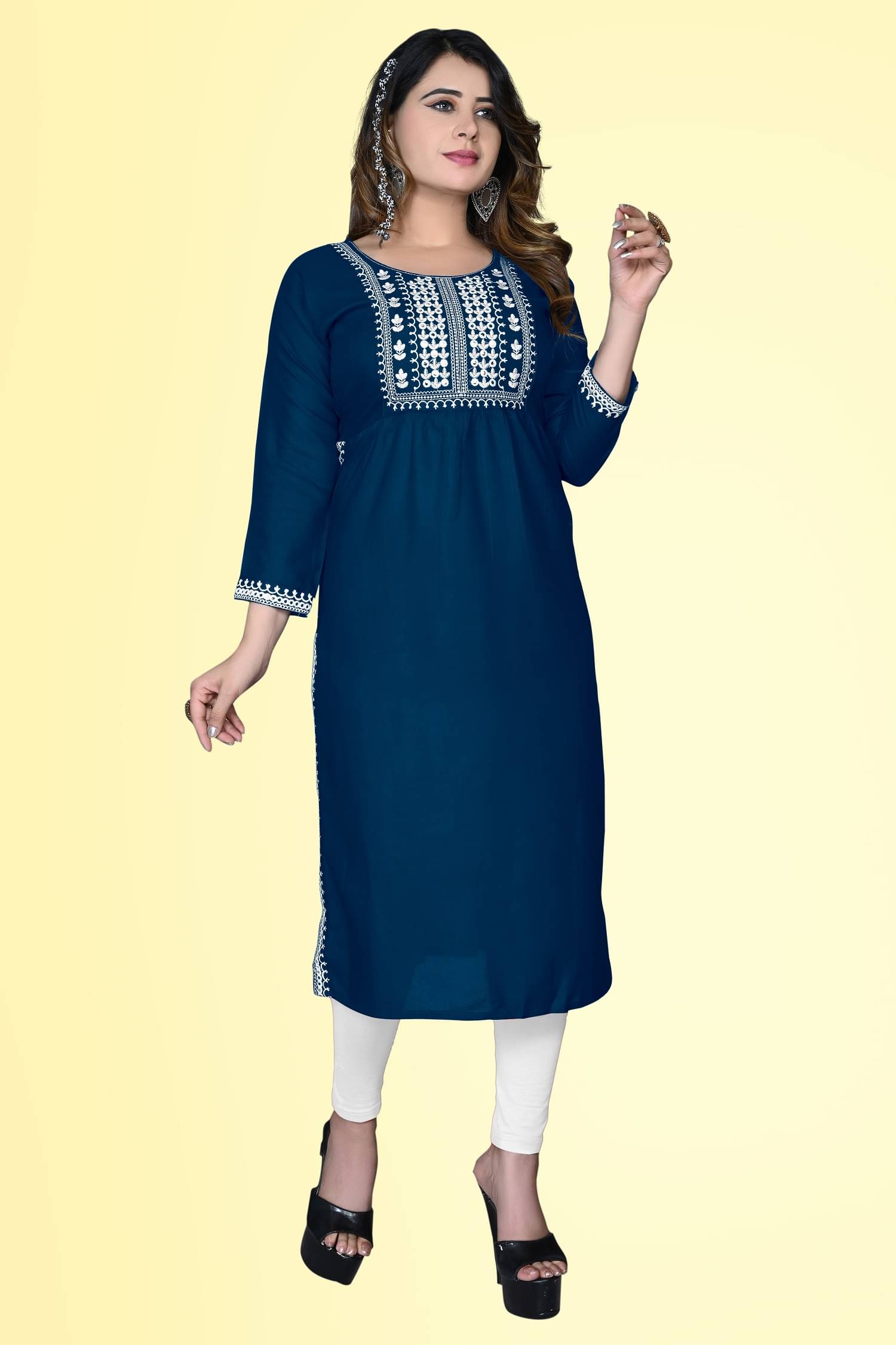     			haya fashion - Blue Rayon Women's Straight Kurti ( Pack of 1 )